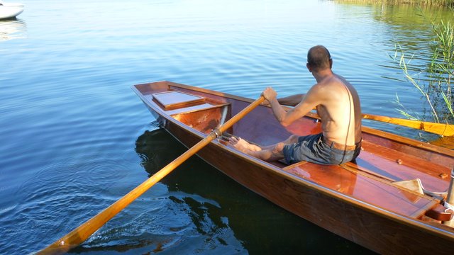 bateau en bois : construction amateur peche promenade